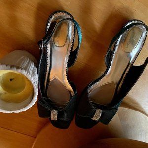Ros Hommerson iridescent dress shoes with rhinestone bows purple green